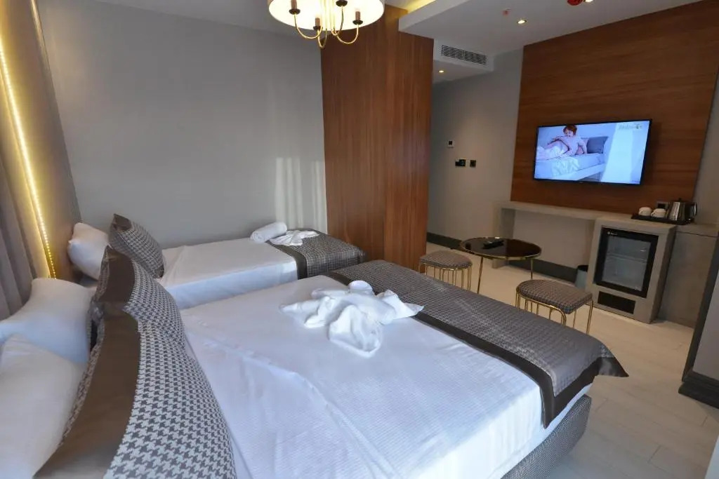Santra Hotel