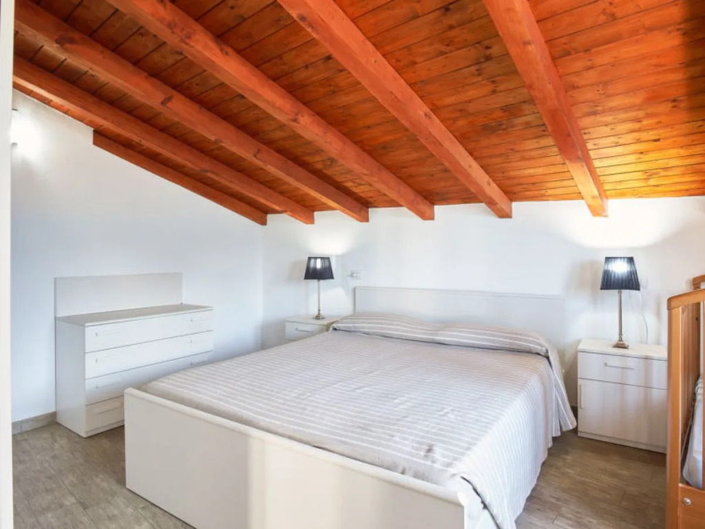 Rustico Maria Full House Lake View Escape