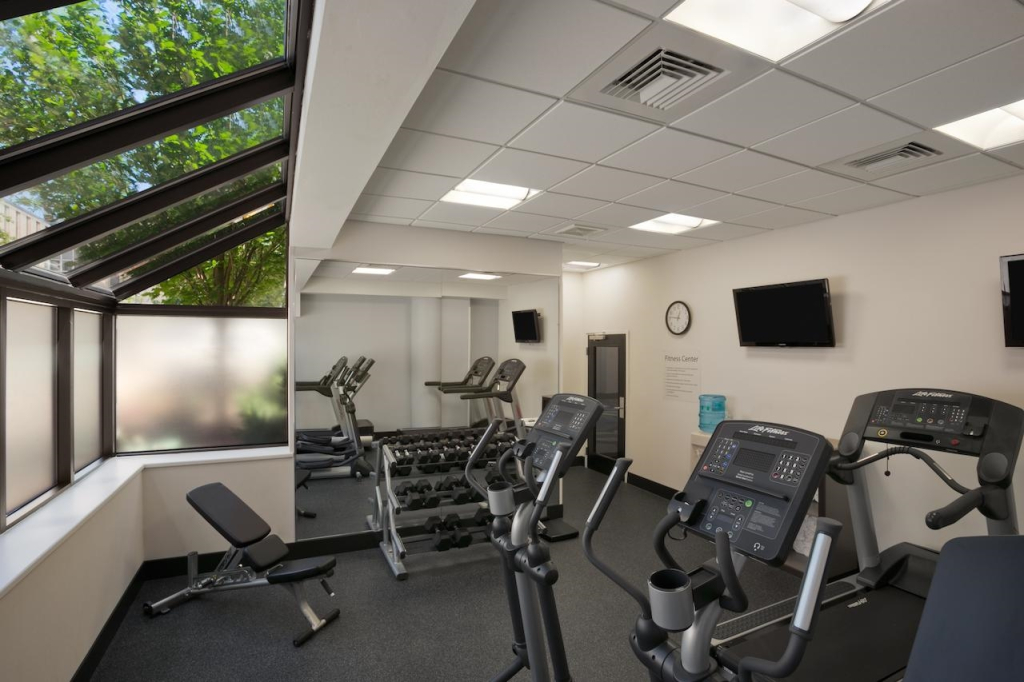 Courtyard by Marriott Pittsburgh University Center