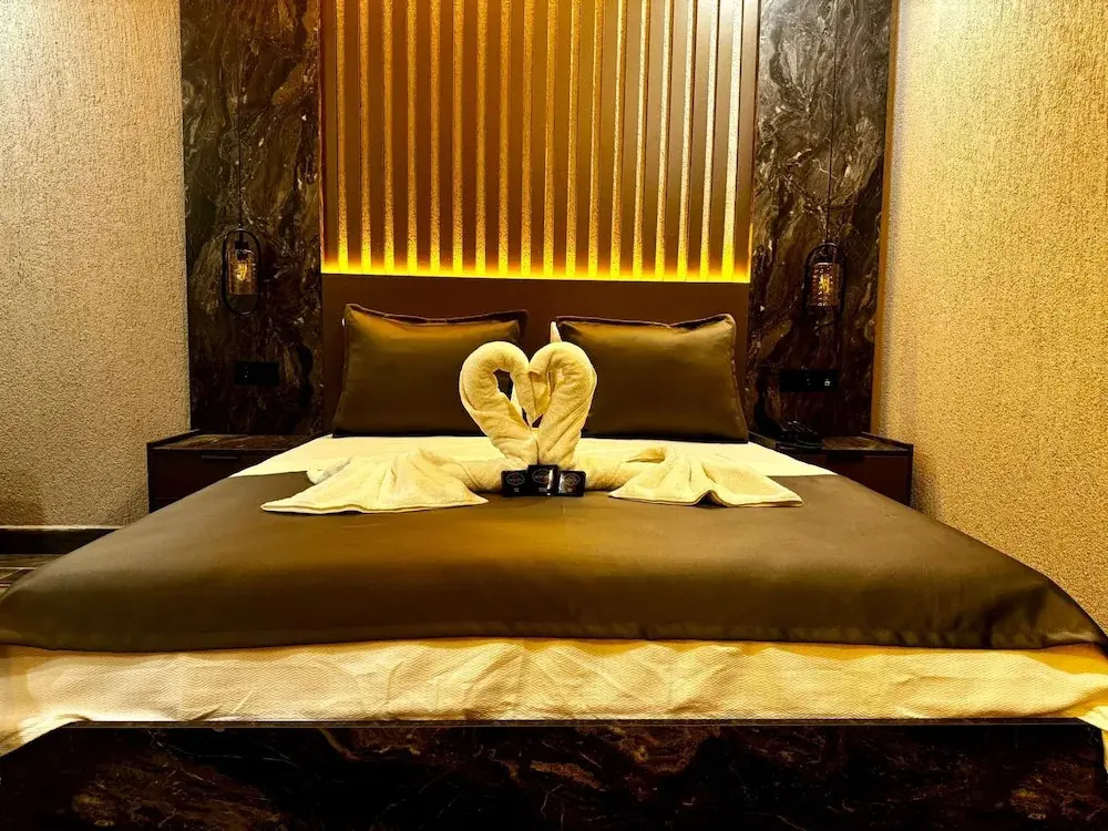 Royal Escape Hotel