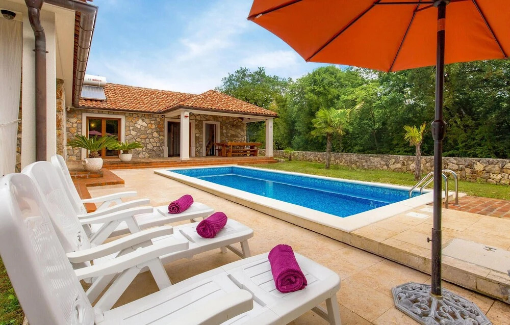 Amazing Home in Gostinjac With Wifi and 3 Bedrooms