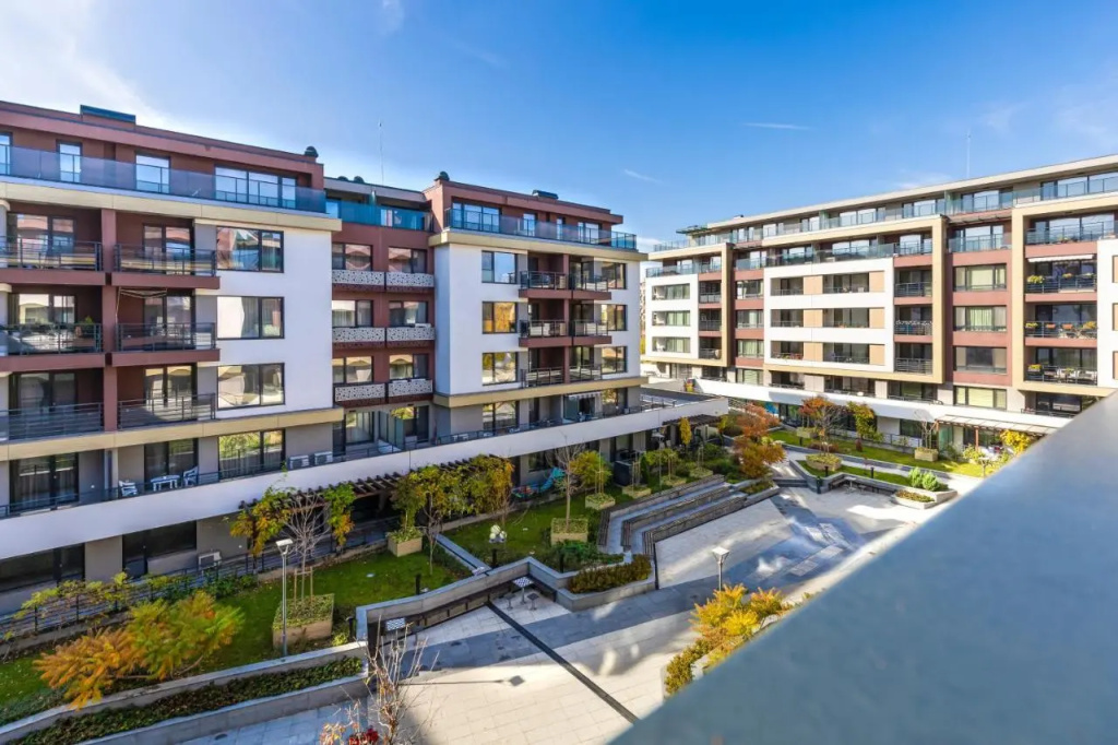 Stylish 1BD flat with a Parking Spot