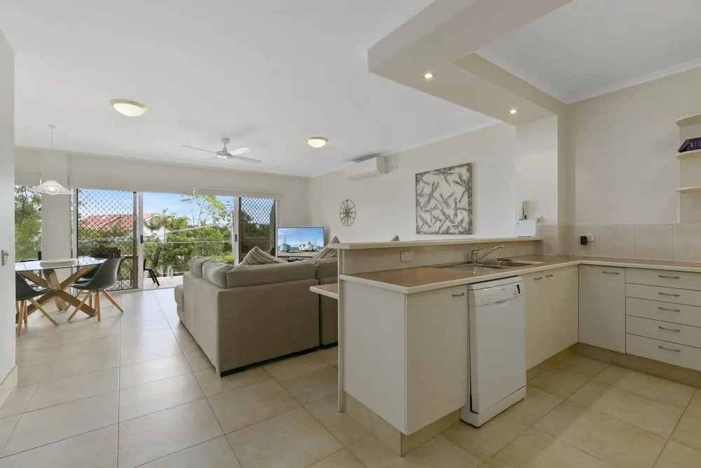 Charming Noosa Heads Apartment; Laguna Bay Views - Unit 6 Taralla 18 Edgar Bennett Avenue