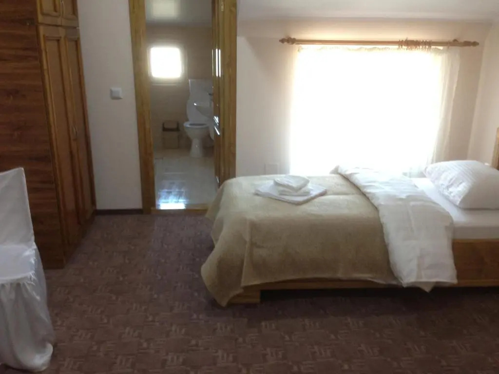 Hotel Adial