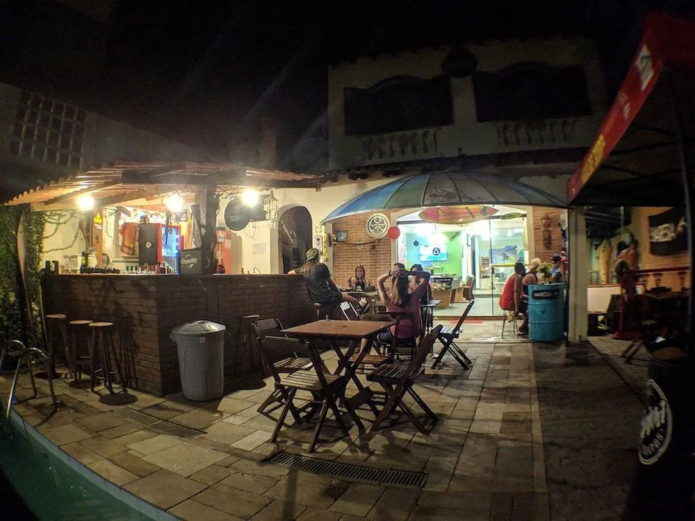 Curvão Surf House