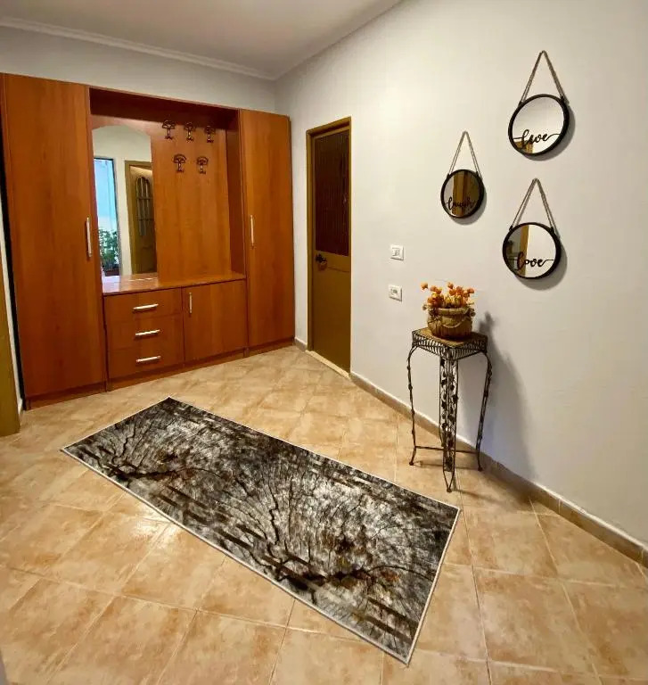 Lucas Apartment 2
