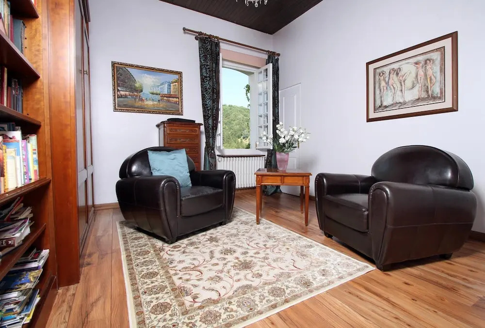 Villa Aimée Luxury Apartments with Heated Pool