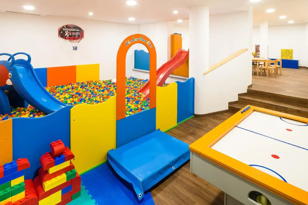 Hotel Almina