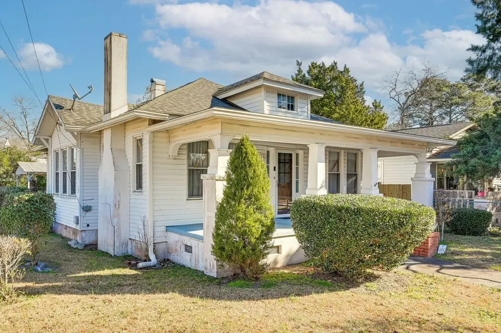 Walk to the Neuse River! New Bern Vacation Rental