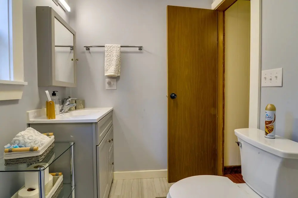 Alpine Lake Resort Cabin Rental w/ Pool Access!