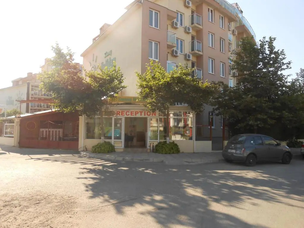 Tomi Family Apartments
