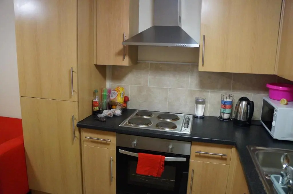 Lower Cathedral Road Apartment