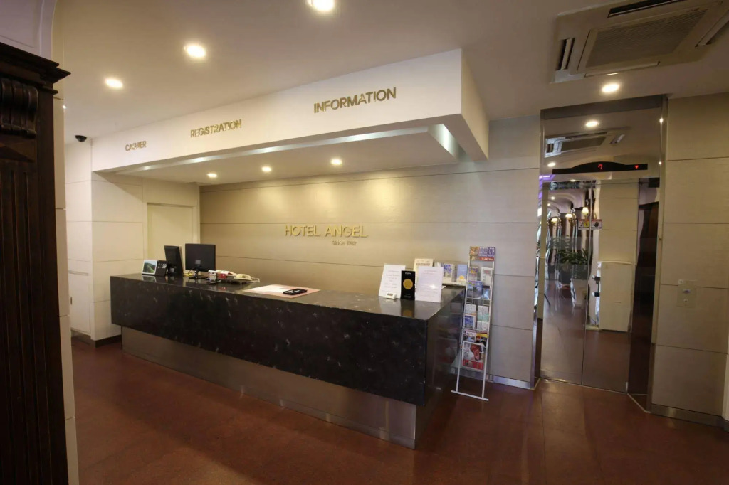 Angel Hotel