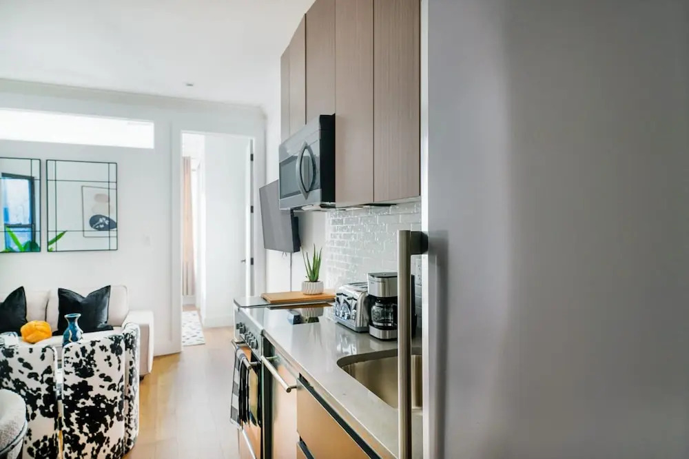1288-5fs New Renovated 2 Bedrooms in UES