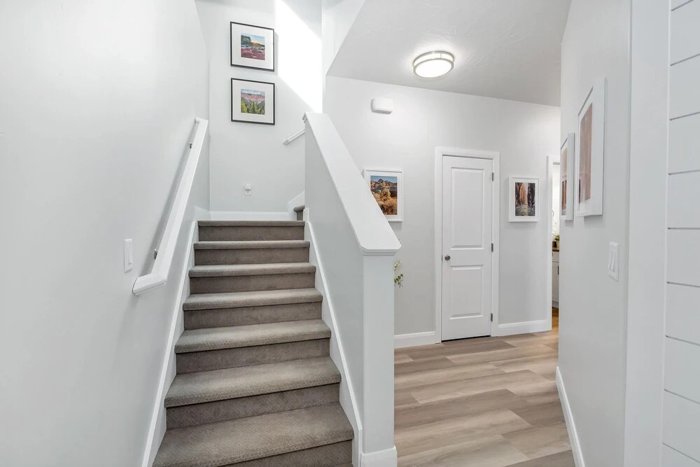 Gateway 3 Bedroom Townhouse by Redawning