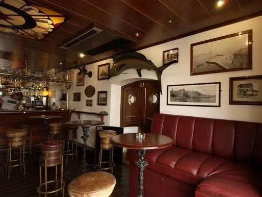 Hotel B Lodge