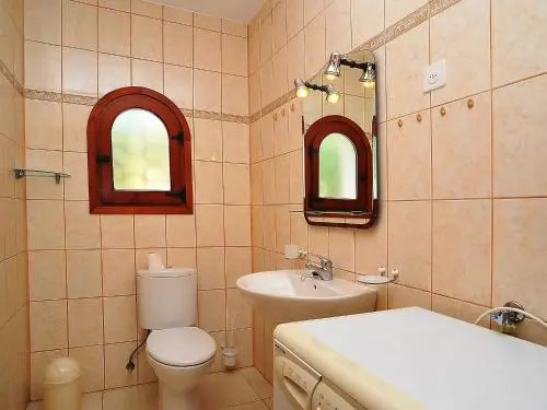 Holiday Home Andrea by Interhome
