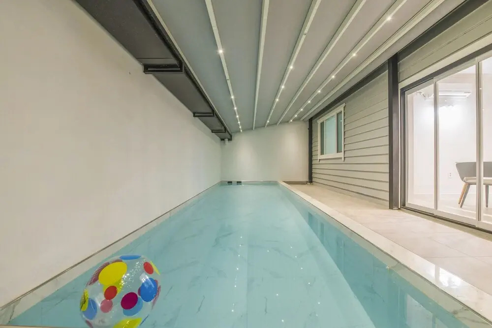 Road 26 Pool Villa