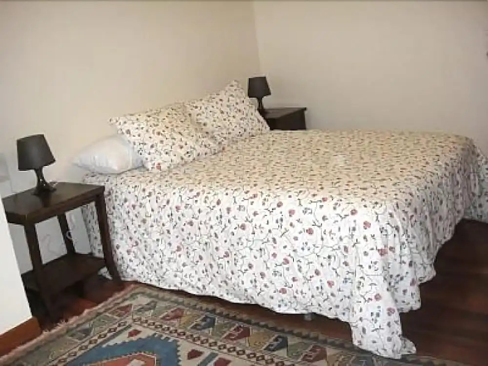 Santiago de Compostela 100140 2 Bedroom Apartment by Mo Rentals