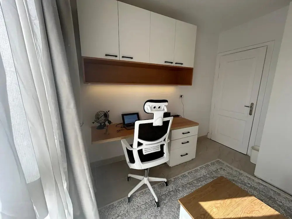 Cozy Retreat in Madinty & Work-Station