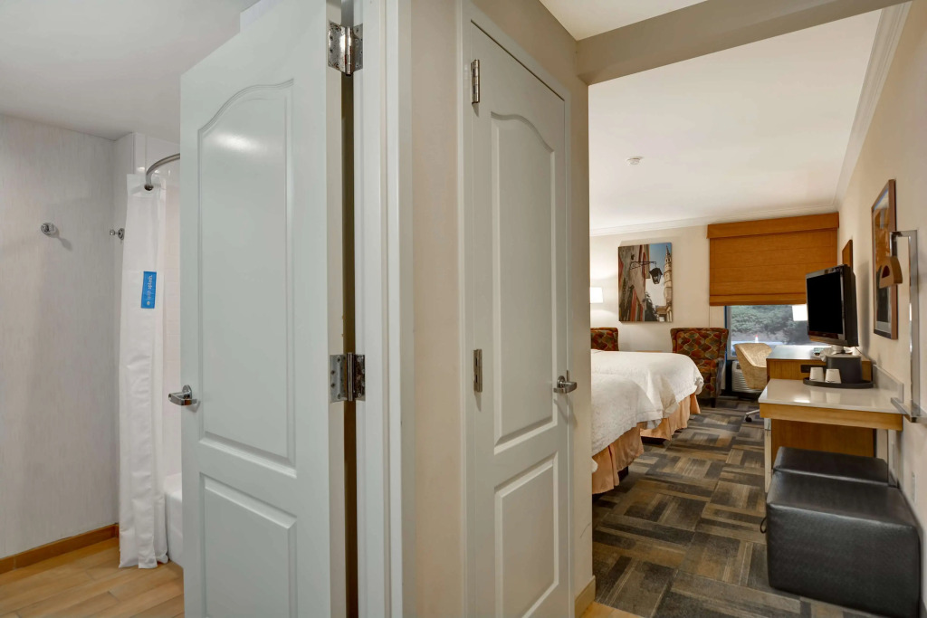Hampton Inn Charleston North