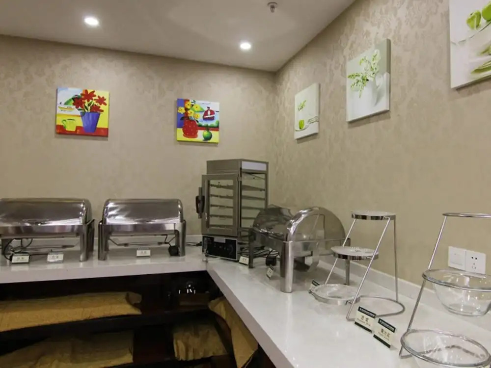 GreenTree Inn JiangSu Zhenjiang Danyang East Gate Danjin Road Zhenxing