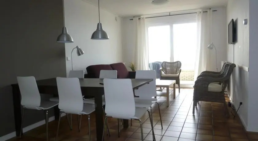 Strandhuis Apartments