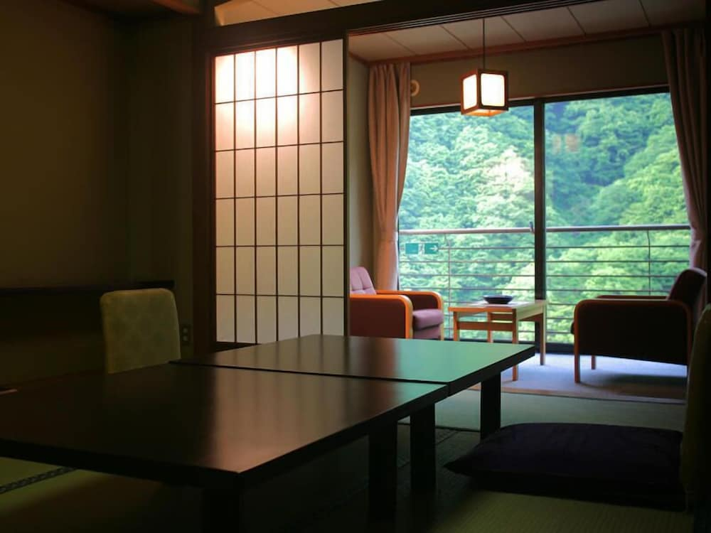 Enraku