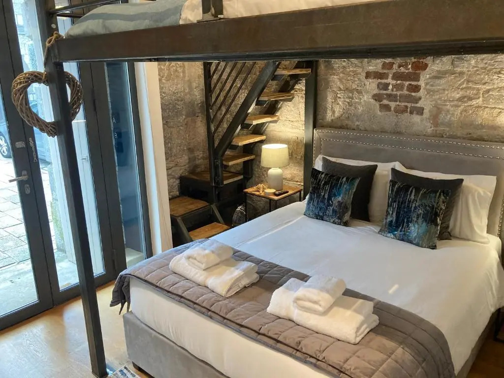 Luxurious "THE BRUCE"