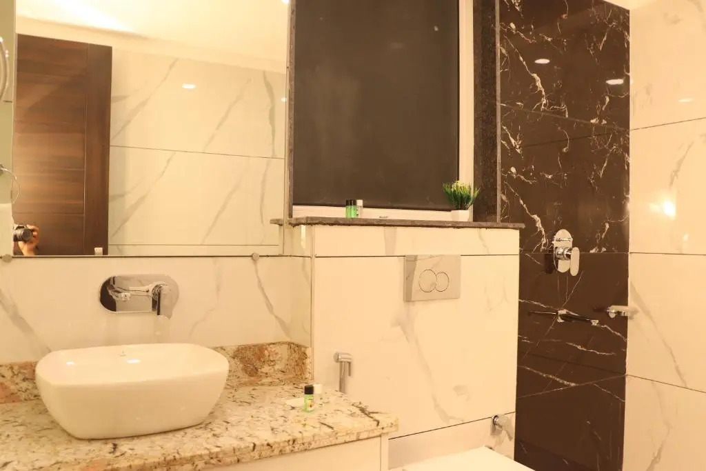 Hotel Green - Behind Parmarth Niketan