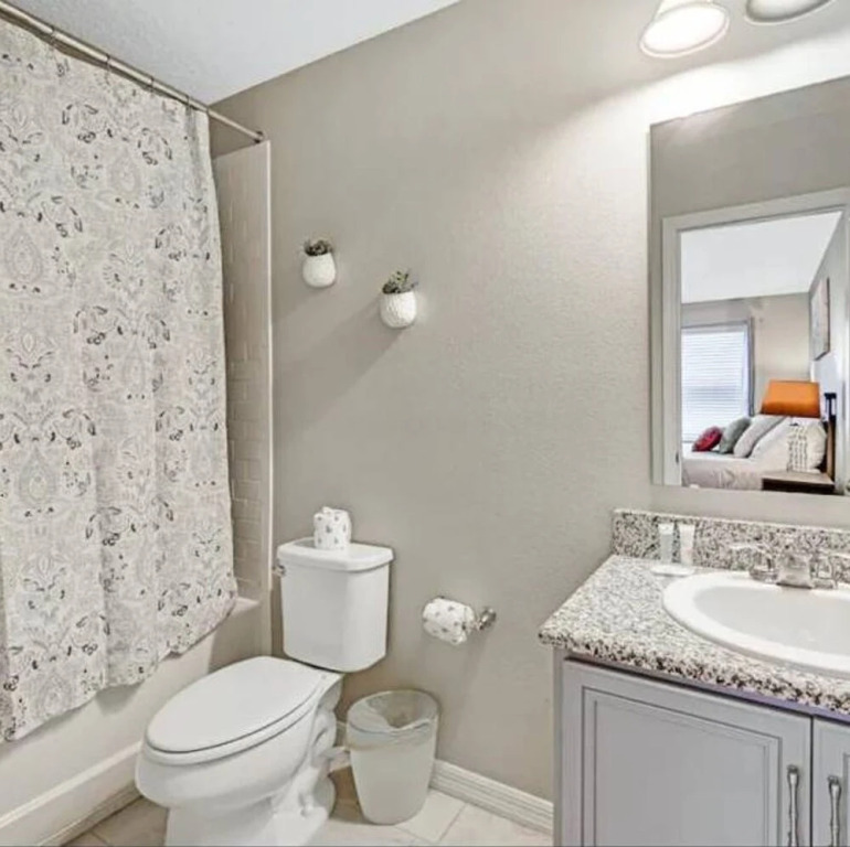 Four Bedroom Sleeps 10 Compass Bay Resort 5121