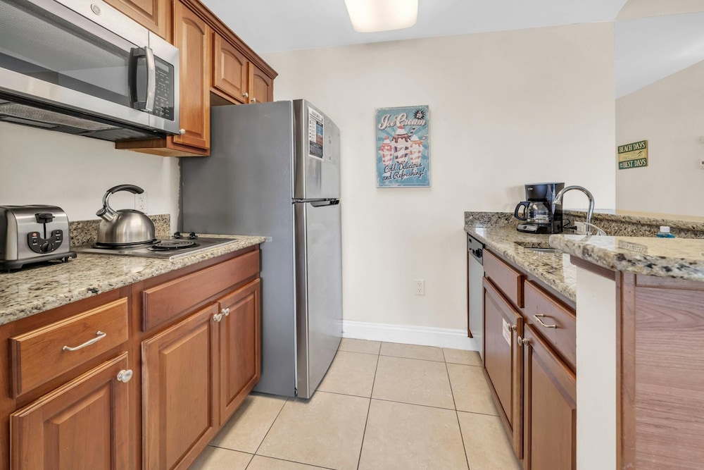 Carillon Beach Inn 310