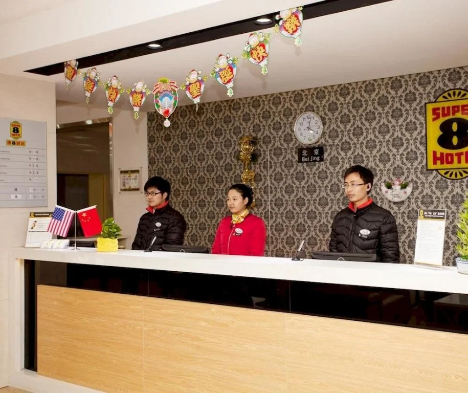 Super 8 Zhengzhou JinShuiLu JingYiLu
