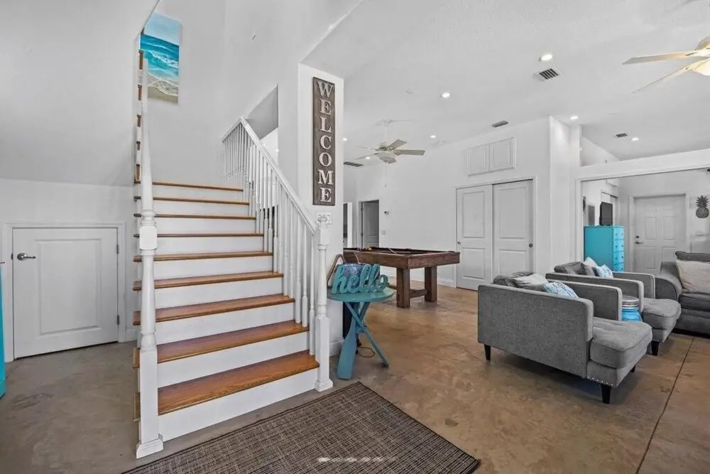 Beach Arcade - Palm Coast, Florida 4 Bedroom Home