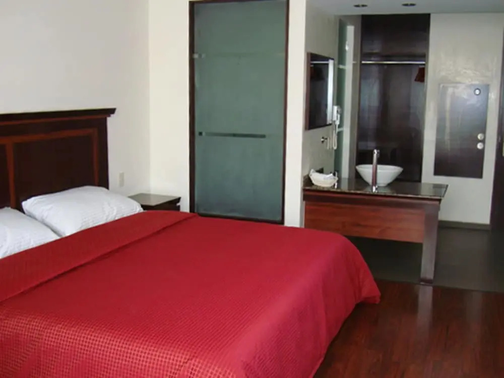 HOTEL MADEIRA