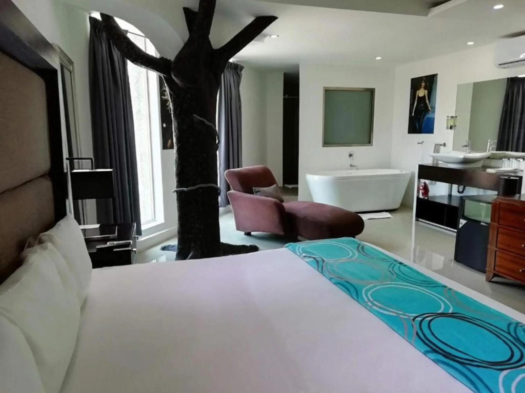 MayaFair Design Hotel