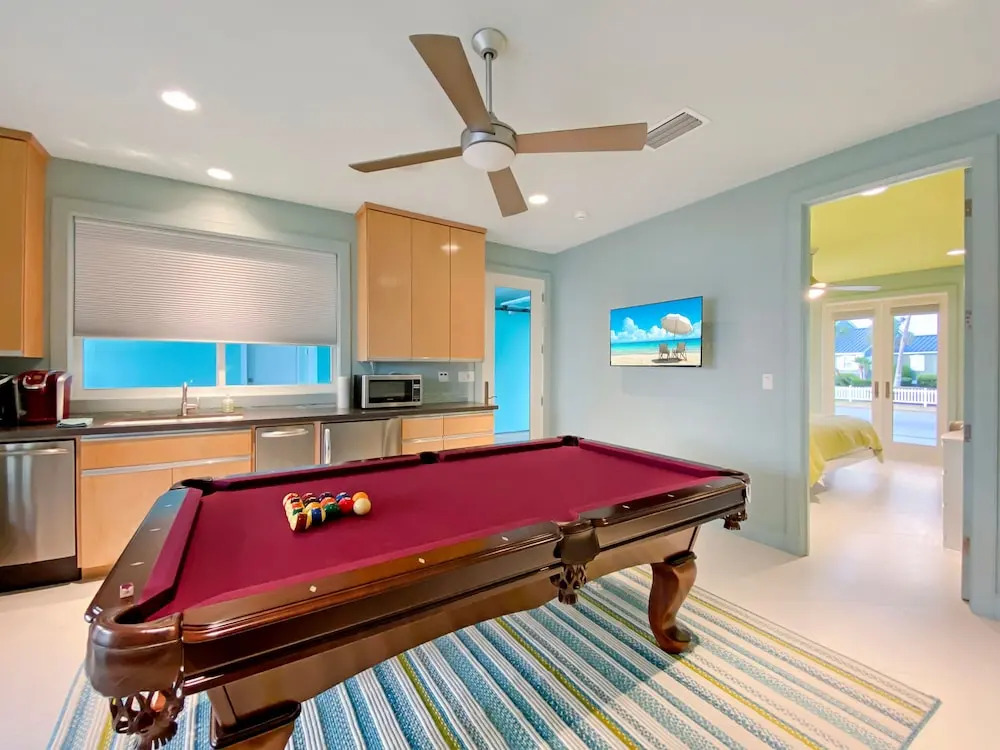 1893bays 5 Bedroom Home