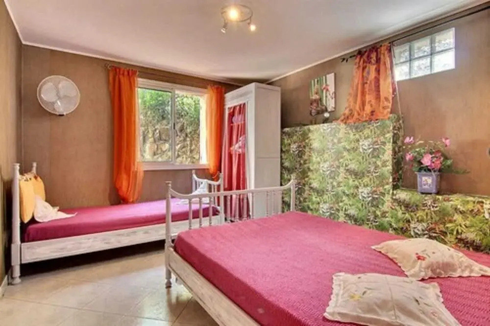 Magnifique Villa,Calme,Vue dégagée,Piscine,Parking,Wifi,Clim