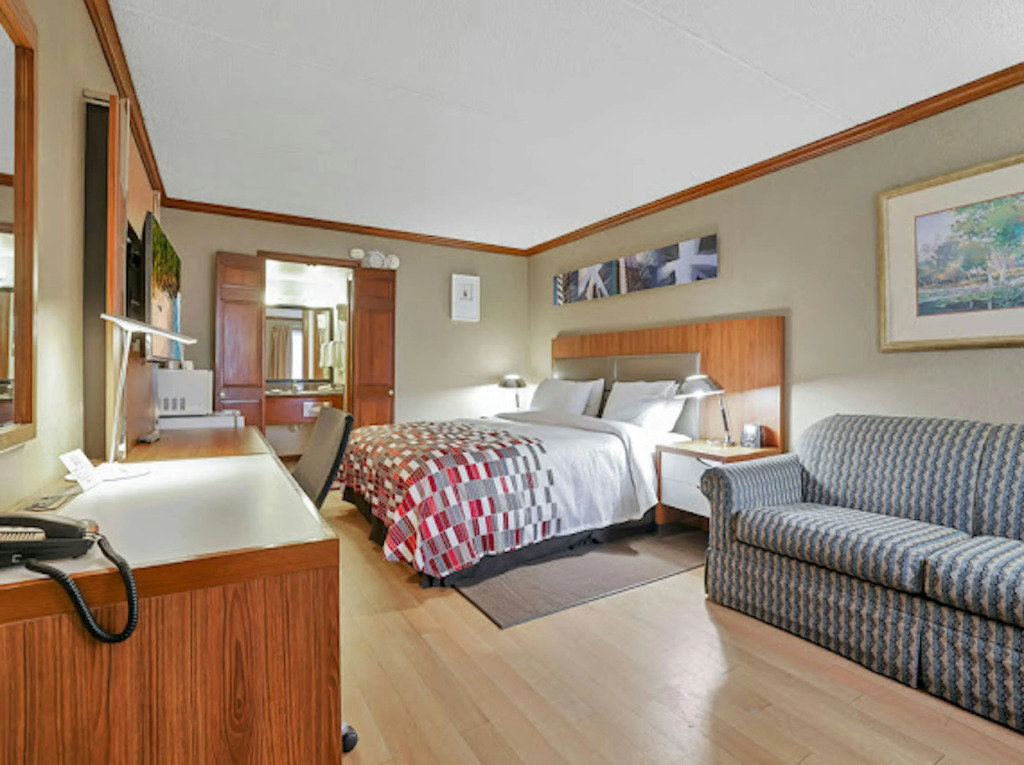 Red Roof Inn Uhrichsville