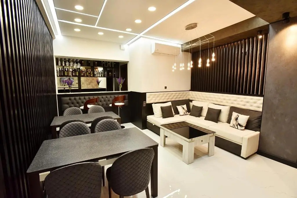 Luxury 6BR 240sqm Apartment in Vere Tower Perfect for Groups in Tbilisi