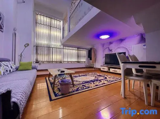 Yingbao Duplex Apartment (Beijing Capital Airport Linhe Development Zone Branch)