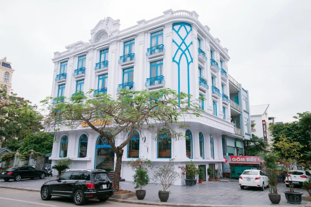 Hallo Hotel