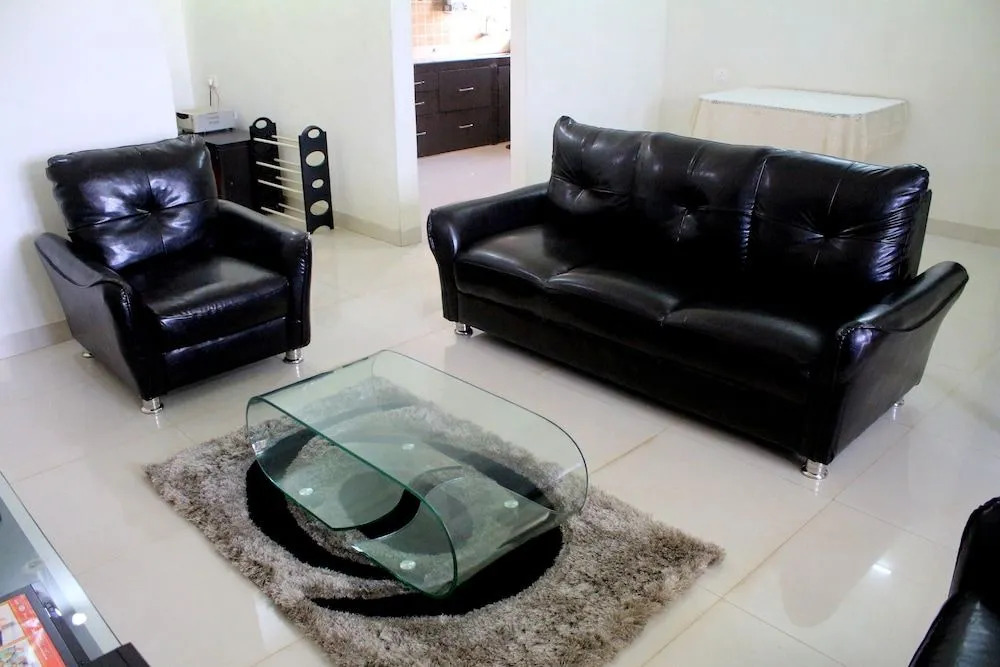 Modern Apartment With Terrace - CM001