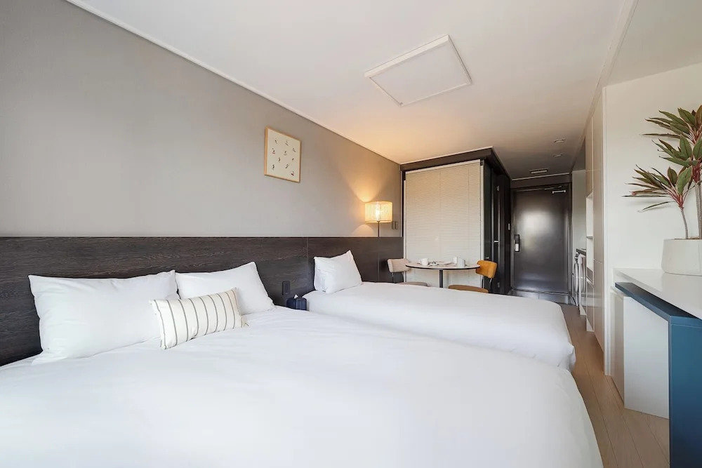 Urbanstay Sokcho Beach AB