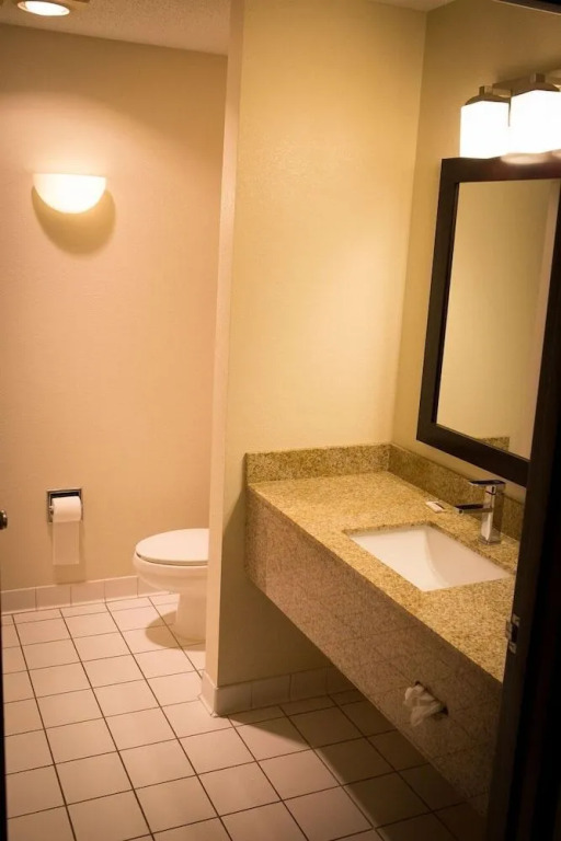 Regency Inn & Suites