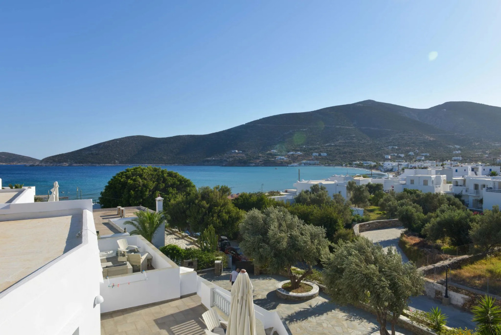 Niriedes Hotel