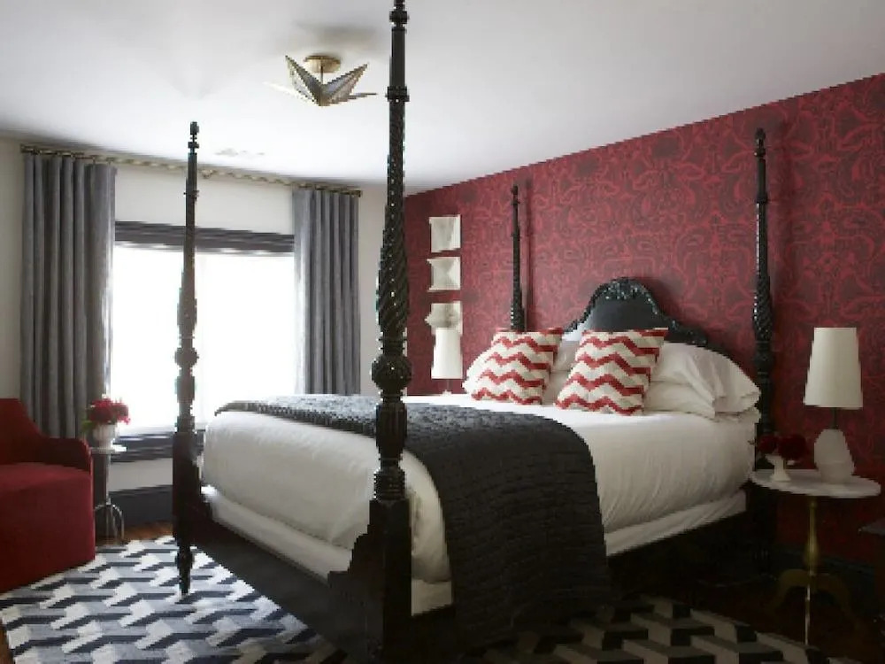 Hawthorne Inn