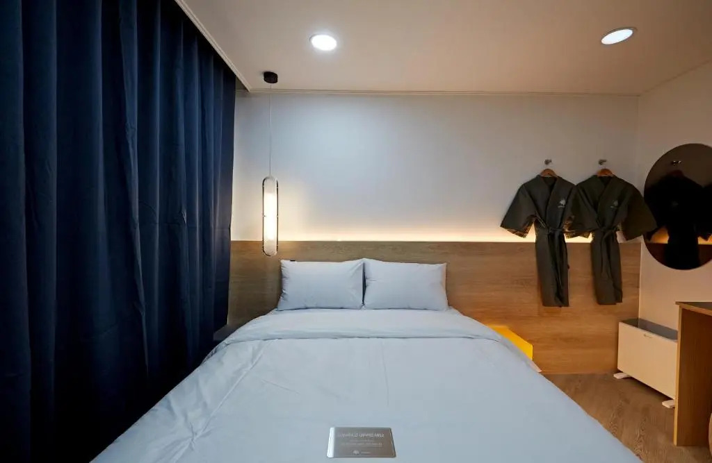 Hotel sounds