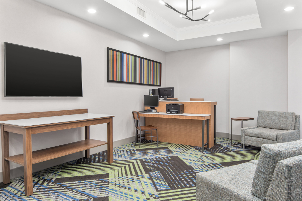 Holiday Inn Express Hotel & Suites Palm Bay by IHG