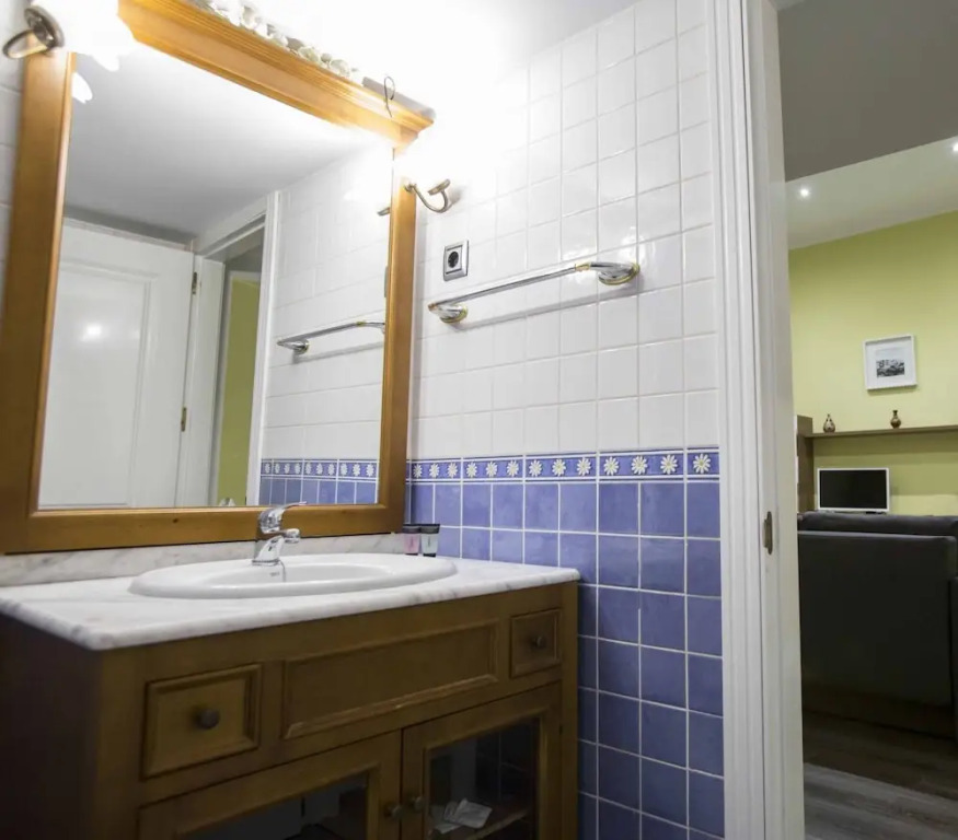 Forever Young Apartments Puerta del Sol